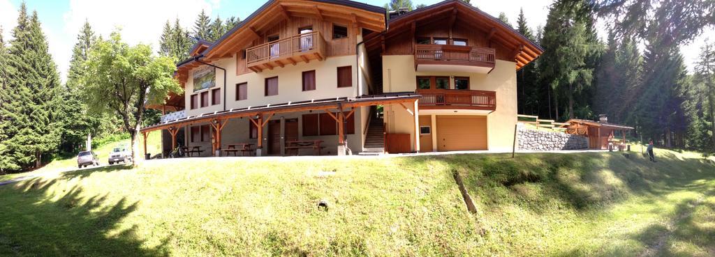 Casa Del Roccolo Apartamento Folgarida Exterior foto